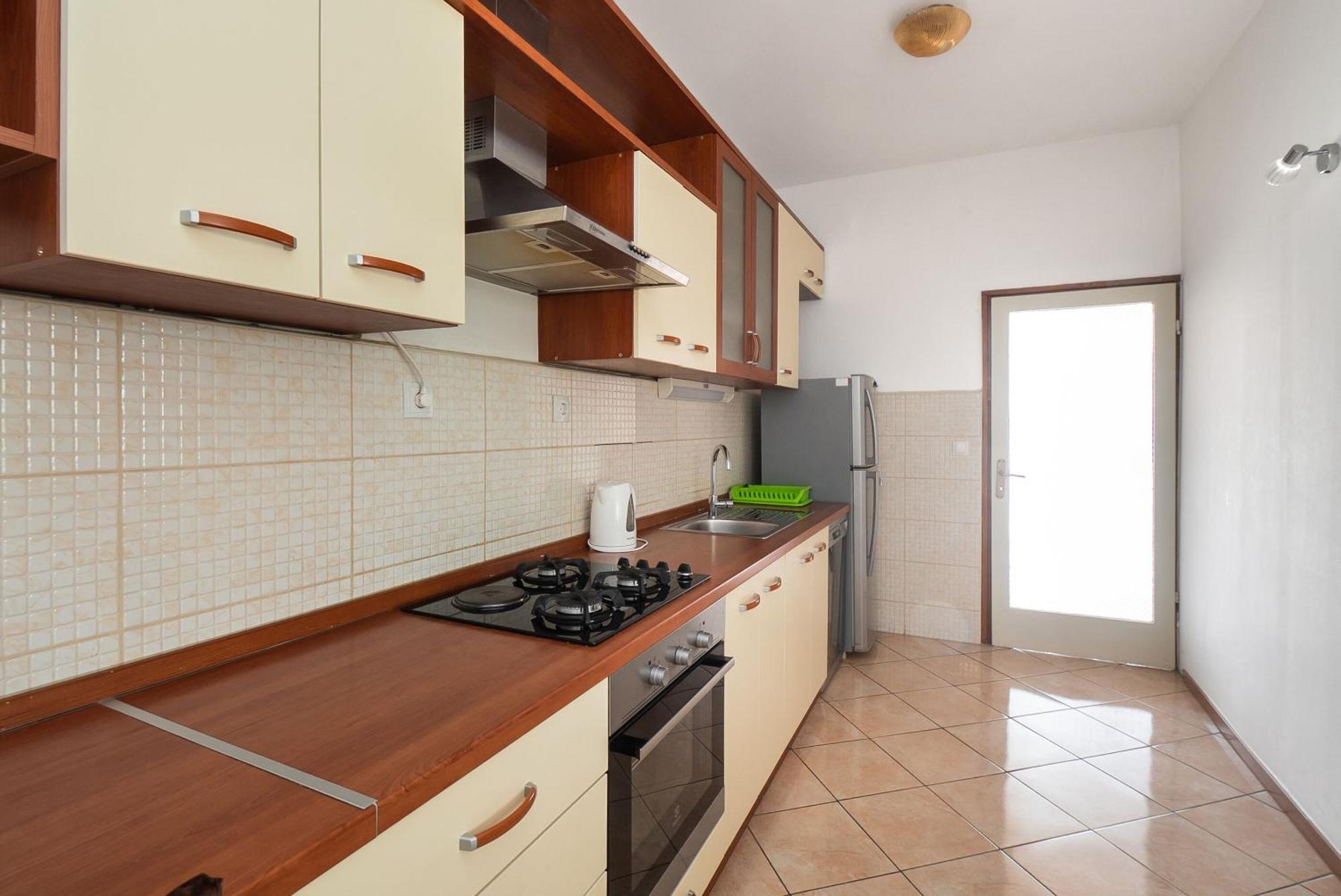 Apartments Polly Primosten Exterior photo